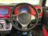 【純正革巻きステアリング】上質な革を使用することで、手にしっかり馴染みとても運転しやすいハンドルです♪