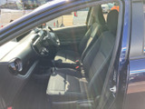 運転席からの眺めは良好で、運転操作もスムーズに行えます。快適な空間で、運転の楽しさを味わえます。