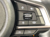【アイサイト】前方の車両等を検知し、衝突しそうな時は警報で注意を促し、ブレーキを踏む力をサポート。ブレーキを踏めなかった場合は衝突被害軽減ブレーキが作動、衝突回避をサポートします。
