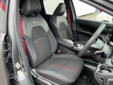 NISMO専用シートで体にフィットするホールド機能シートでストレスフリー!快適なドライブをお楽しみください◎