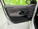 運転席周りのデザインも洗練されており、操作性も抜群です。快適なドライビングをサポートします。上質な空間を演出します。