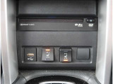 【シートヒーター】寒い日の運転など冷えやすい脚部を快適に温めてくれる。嬉しい機能♪