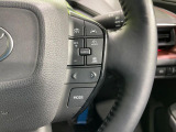 【レーダークルーズコントロール】高速道路での長距離走行が楽に!!自動で速度を保つクルーズコントロールが、衝突軽減システムと連携し、前方の車両を感知して車間を保つように速度調節してくれます!!