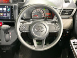 【ステアリングスイッチ】運転中、前方から目線をそらすことなく、オーディオ等の操作が可能な便利機能!安心&快適なドライブを演出してくれます♪