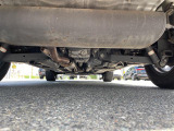 【下回り】目立つ錆や腐食もなくきれいな状態です!もちろん納車前には法定点検を実施致します!