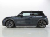 MINIオーナーのために設計されたオリジナルのMINI自動車保険がございます。車のことは全ておまかせください。