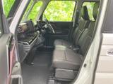 運転席からの眺めは良好です。操作性にも優れており、快適な運転をサポートします。機能的なデザインが、使いやすさを追求。