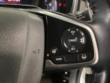 【アダプティブ・クルーズ・コントロール】予め設定した車速内でクルマが自動的に加減速。 前走車との適切な車間距離を維持しながら追従走行し、高速道路でのドライバーの疲労を軽減してくれる嬉しい機能付♪