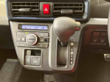 納車前にはプロのメカニックが、各部の点検を行います。ディーラーにしか出来ない品質、そしてサービスできっと満足していただけると思います!