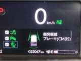 ホンダが推し進める総合先進安全装備のセンシング搭載! 衝突や斜線はみだしなどの危険が予測される時、センサーが警告。ヒューマンエラーを高度先進技術が補完してくれます。
