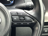 ステアリングスイッチ右側 車間距離切替スイッチ、LTAスイッチ、クルーズコントロールスイッチ、オーディオスイッチ。 前方から目を離すことなく操作できます!