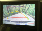 【フロント&サイド&バックカメラ】ドライバーから見にくい死角部分を映像で確認できるカメラを各所に装着。見通しがきかない場所や住宅密集地などを運転することが多い人におすすめの安心装備です。
