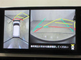 パノラミックビューモニター付きです。車両を上から見たような映像をディスプレイオーディオ画面に表示。運転席からの目視だけでは見にくい、車両周辺の状況をリアルタイムでしっかり確認できます。