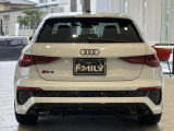 RS3ならではのスポーツマフラーとなっております。