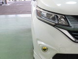 LEDヘッドライトは、点灯の瞬間から光量を発揮し、突然暗くなるトンネルなどでの安定感を高めます。