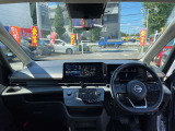 窓ガラスが大きく車両感覚も掴みやすいお車ですので安心してお乗りいただけます。
