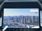 停車中に、地上デジタル放送を楽しめます。長距離移動の待ち時間や休憩時間に、ニュースやドラマなどを楽しむことができます。快適な時間をお過ごしください。