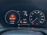 メータークラスターは視認性が高く、運転に必要な情報を分かりやすく伝えます。運転に集中できる環境です。