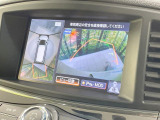 【アラウンドビューモニター】専用のカメラにより、上から見下ろしたような視点で360度クルマの周囲を確認することができます☆死角部分も確認しやすく、狭い場所での切り返しや駐車もスムーズに行えます。