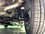 お車を安心してお乗りいただく為には、足回りの定期点検が欠かせません。サービスサポート(有償保証)では無料点検もご提供しており、安心のカーライフをお過ごしいただけるサポート体制が整っています。