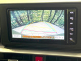 【バックカメラ】駐車時に後方がリアルタイム映像で確認できます。大型商業施設や立体駐車場での駐車時や、夜間のバック時に大活躍!運転スキルに関わらず、今や必須となった装備のひとつです!