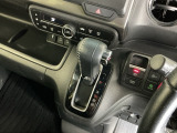 発進時から滑らかに加速する無段階変速のCVTはストップ&ゴーの多い街の中も快適です