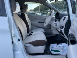 店舗併設のサービス工場にてホンダ車を知り尽くしたサービススタッフが心を込めて納車整備を実施致します。