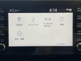 見やすい大型ディスプレイで、快適なドライブをサポート。様々な機能が直感的に操作でき、目的地設定もスムーズに行えます。