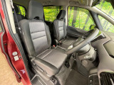 ドライバーによって運転しやすいポジションは異なり、あの車はどうなのか不安なこともありますよね。気になるお車は店頭で乗り込んでご確認いただけます♪