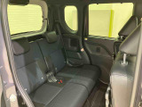 新車・中古車・サービス工場一体型店舗です。中古車はもちろん、ダイハツの新車も販売しておりますので是非一度ご来店下さい!