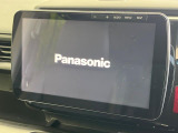 【大画面ナビ】人気の大型9インチナビを装備。存在感のある大画面はインパクト大!ナビ利用時のマップ表示は見やすく、テレビやDVDは臨場感がアップ!いつものドライブがグッと楽しくなります♪