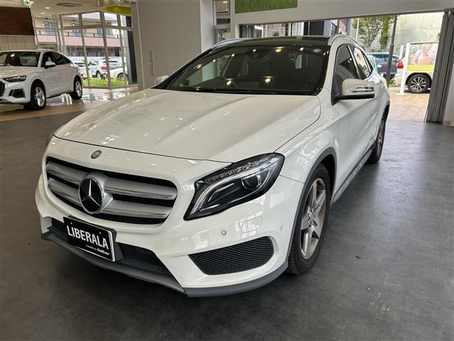 GLAクラス GLA250 4マチック スポーツ 4WD 4WD サンルーフ