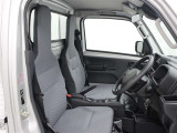 運転席廻りです。