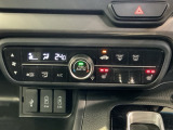 フロント両席にはシートヒーターが付いています!寒い日に便利な装備ですね。
