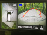 【アラウンドビューモニター】専用のカメラにより、上から見下ろしたような視点で360度クルマの周囲を確認することができます☆死角部分も確認しやすく、狭い場所での切り返しや駐車もスムーズに行えます。