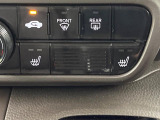 【前席シートヒーター】寒い日に重宝するシートヒーター!エアコンより早く温まってくれるので寒がりの人も安心ですね♪エアコンの温風は乾燥するから苦手、という方にもをおすすめです。