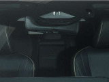 TOYOTA SAFETY SENSEは道路状況、車両状態、天候状態及びドライバーの操作状況などによっては、作動しない場所があります。あくまで運転補助機能です。