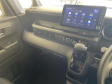 【 オートエアコン 】車内温度を感知して自動で温度調整をしてくれるのでいつでも快適な車内空間を創り上げます!