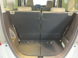 開口部が広くて低いから、重い荷物もスムーズに。毎日の暮らしに寄り添う使い心地を形にしました。荷物を載せるたび、その便利さを実感していただけるはずです。