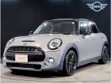 ☆3ドア、5ドア、コンバーチブル専門店☆!MINIを買うなら箕面店です!!MINIをご検討頂く際は一度箕面店にご相談下さい!