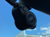 ドライブレコーダーを装備しており、走行中の映像をしっかり記録します。万が一の際の状況確認に役立つ安心装備です。