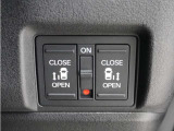 ◆両側電動スライドドア◆狭い駐車場でも乗り降りが楽々♪お子様が隣の車にドアを当ててしまう心配もございません!小さなお子様連れの方もこれで安心。