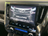 【BIG-X11インチナビ】人気の大画面BIG-Xナビを装備。専用設計で車内の雰囲気にマッチ!ナビ利用時のマップ表示は見やすく、テレビやDVDは臨場感がアップ!いつものドライブがグッと楽しくなります♪