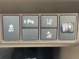 【Honda SENSING】いつもの道で、高速道路などで、安心・快適な運転を支援します。先進の安全運転機能システム搭載。