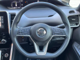 【ステアリングスイッチ】運転中、前方から目線をそらすことなく、オーディオ等の操作が可能な便利機能!安心&快適なドライブを演出してくれます♪