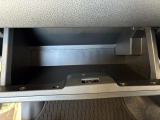 よく使うものが手を伸ばせばすぐ届く。機能的で充実した収納。