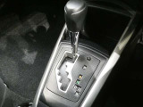 何かあった時のためにJAFがおすすめです!車のトラブルはもちろん、会員優待サービスが豊富ですのでトラブルがなくても魅力がありますよ♪