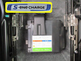 減速時に蓄えた余剰電力を加速時にモーターアシストに利用。低燃費を実現した【S-エネチャージ】