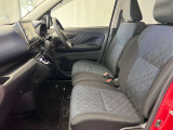 【車内ルームクリーニング済】専門スタッフにより車内はきれいにルームクリーニングを行っております。