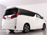 当店では、厳選された車両のみ展示しております。アルファード・ヴェルファイアに特化した専門店ならではの豊富な在庫の中から、お気に入りの一台をお探しください!
